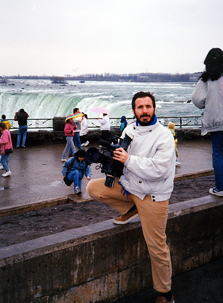 Pino Nano alle cascate del Niagara